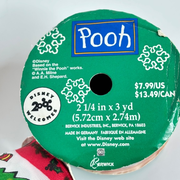 NEW Vintage Winnie the Pooh Christmas Ribbon Gift Wrapping 2000 2- 2.25"x3 yards - Picture 3 of 5